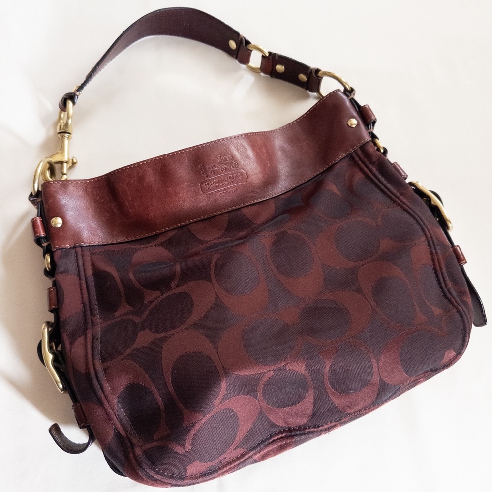 Coach Signature Purse Burgundy